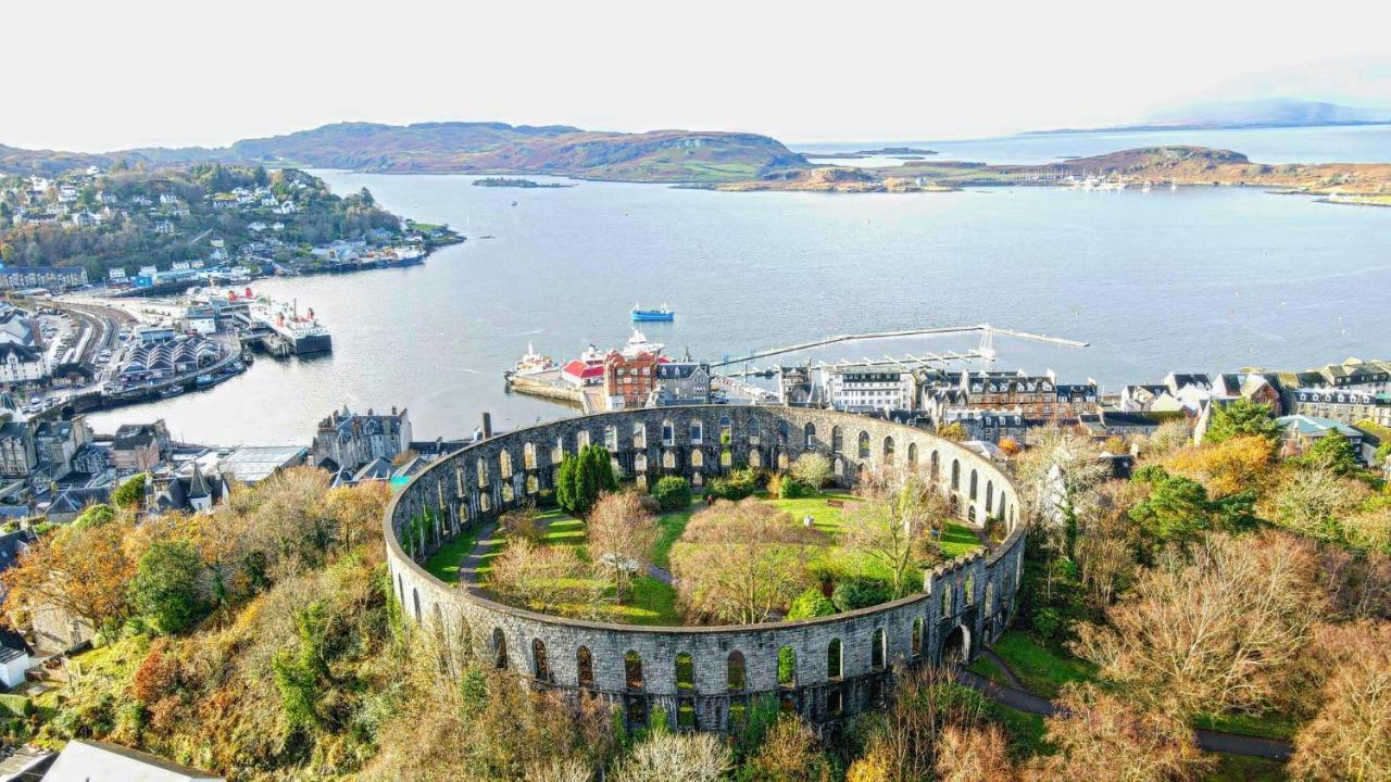 Oban Youth Hostel מראה חיצוני תמונה Fort Belanagap