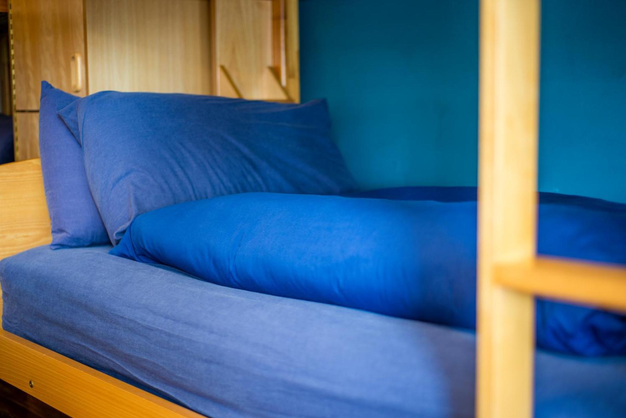 Oban Youth Hostel מראה חיצוני תמונה A bolster pillow