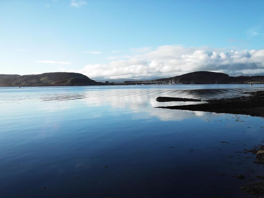 Oban Youth Hostel מראה חיצוני תמונה The bay of Portencross